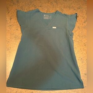 FIGS scrub top. XS true to size.